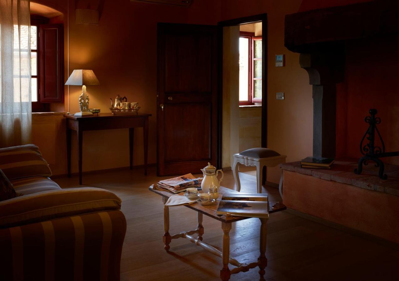 Bed and Breakfast Relais Borgo Petrognano Barberino di Val dʼElsa Exterior foto