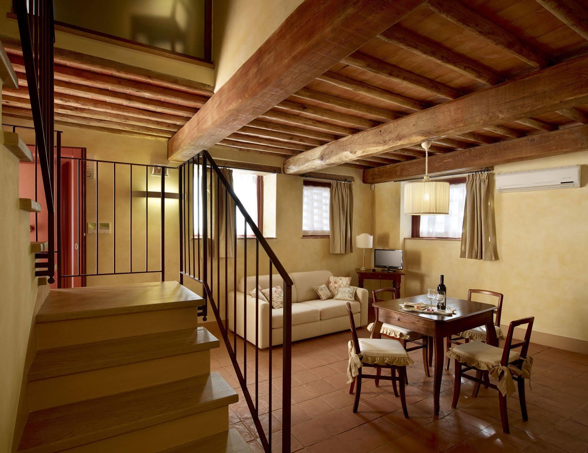 Bed and Breakfast Relais Borgo Petrognano Barberino di Val dʼElsa Exterior foto