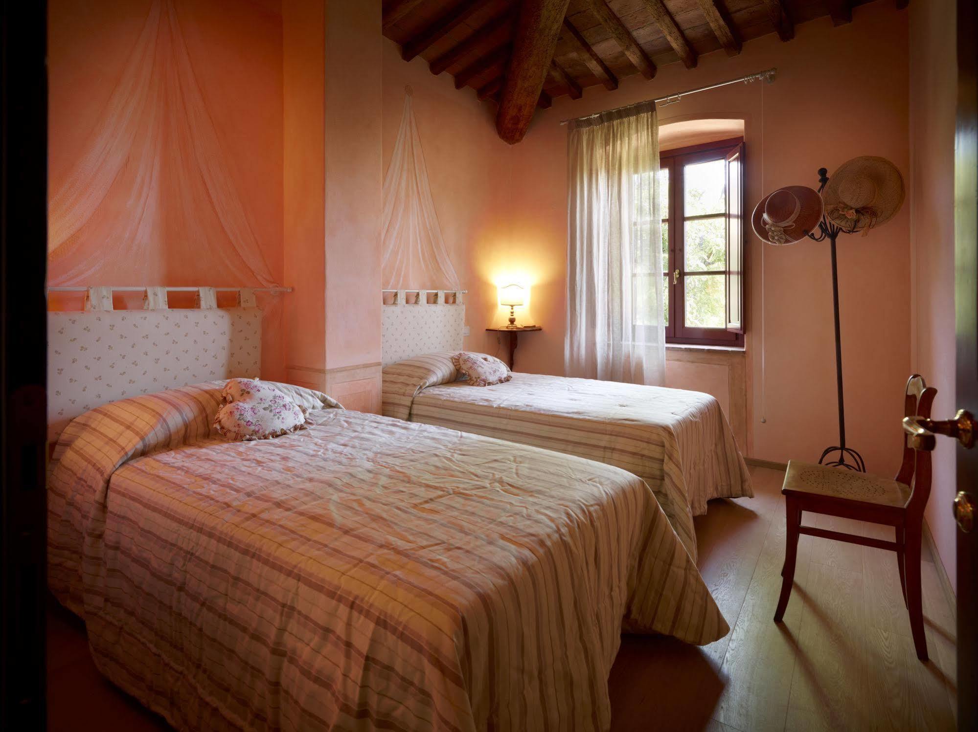 Bed and Breakfast Relais Borgo Petrognano Barberino di Val dʼElsa Exterior foto